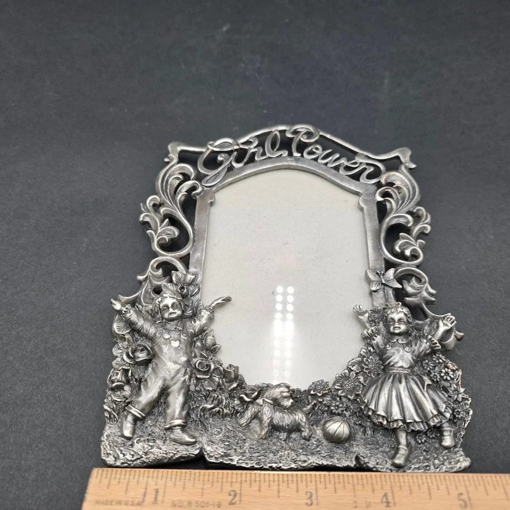 HK Perfect Girl Power Vintage Pewter Style Photo Frame Girls Puppy Butterfly 5x6